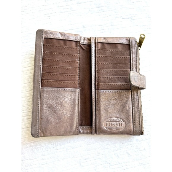 Fossil Bronze Brown Wallet - Picture 6 of 8